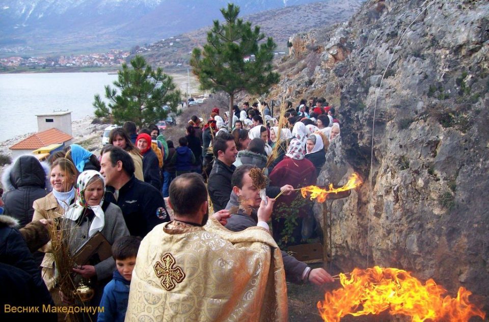 Во францускиот предлог за преговорите со ЕУ нема Македонци во Албанија!