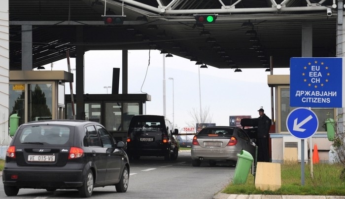 И тоа го дочекавме: Грци патуваат во Македонија и Бугарија за поевтини производи, тврдат од СИРИЗА