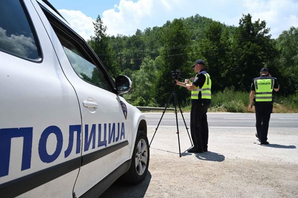 За четири часа денеска за брзо возење казнети 28 возачи во Охрид