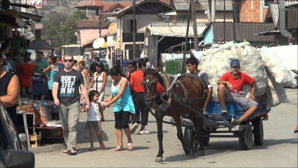 Бесплатна правна помош за жителите на Шуто Оризари