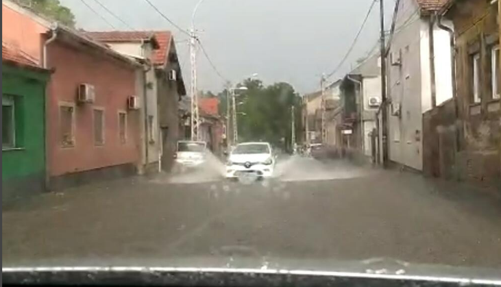 И денеска нестабилно време со пороен дожд и грмежи