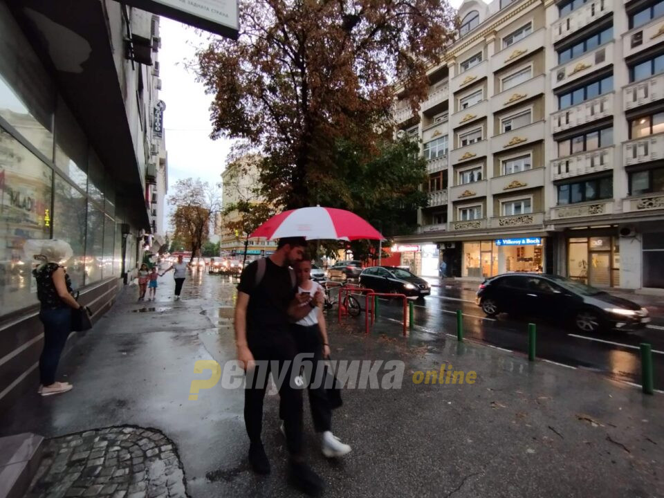 По вчерашното невреме, денеска во Скопје се најавува нов пороен дожд