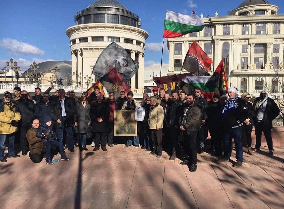 Стоиљковиќ: Ставањето на Бугарите во Уставот е како вишна врз шлагот на тортата, a под шлагот е ставена мина која треба полесно да ја проголтаме