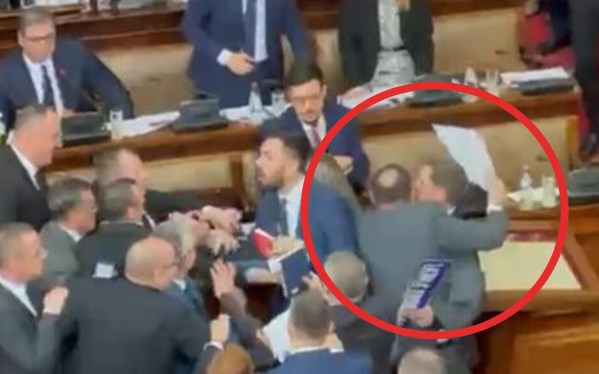 Српската опозиција исто како СДСМ кога не беше власт: Сакаат насила да дојдат до функции