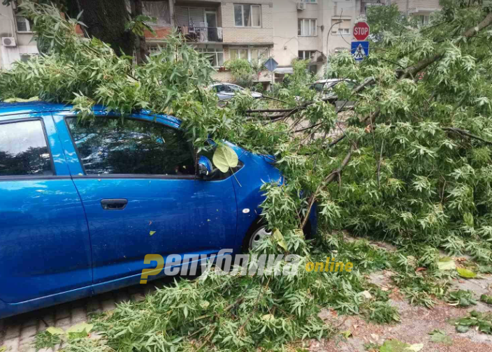 ЦУК предупредува: Попладнево нагла метео промена, не престојувајте на отворено