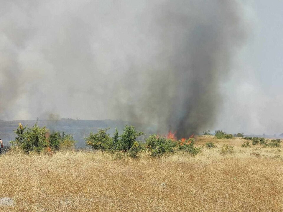 Казната за предизвикување пожар е затвор, ги потсетува СВР Тетово граѓаните што деновиве си ги чистат нивите