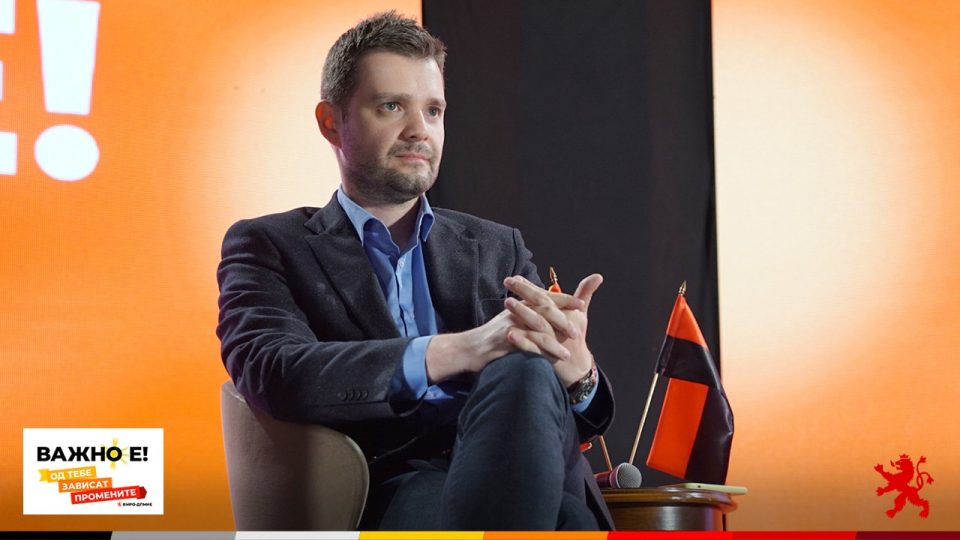 Муцунски: Владата ништо не прави за студентите, универзитетите се во ужасна состојба затоа што сме држава рекордер по најмали вложувања во науката