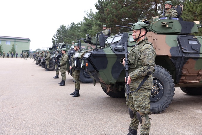 Оклопни возила, камиони, муниција за минофрлачи: Косово испраќа воена помош за Украина