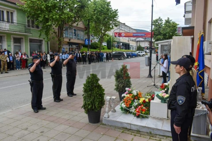 Јане загина со куршум во грб, Горан и Момир во заседа: Во Крива Паланка оддадена почит на тројцата загинати бранители