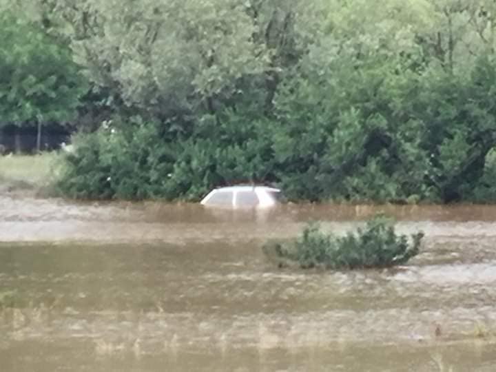 Невреме во Хрватска: Се поплави островот Крк