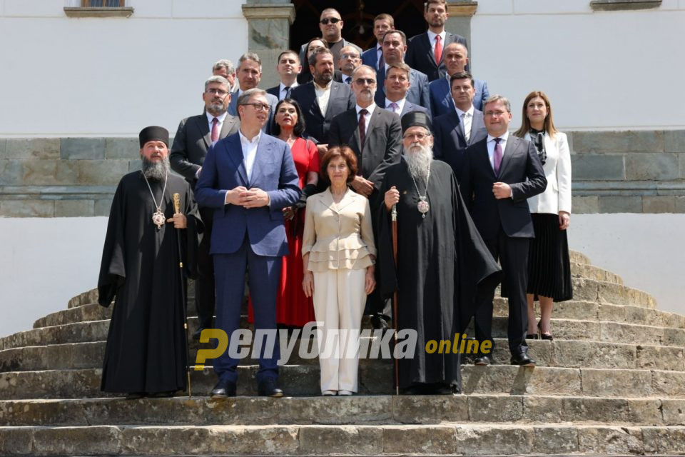 Средба на претседателката Сиљановска Давкова со претседателот на Србија Вучиќ во манастирот „Св. Прохор Пчињски“