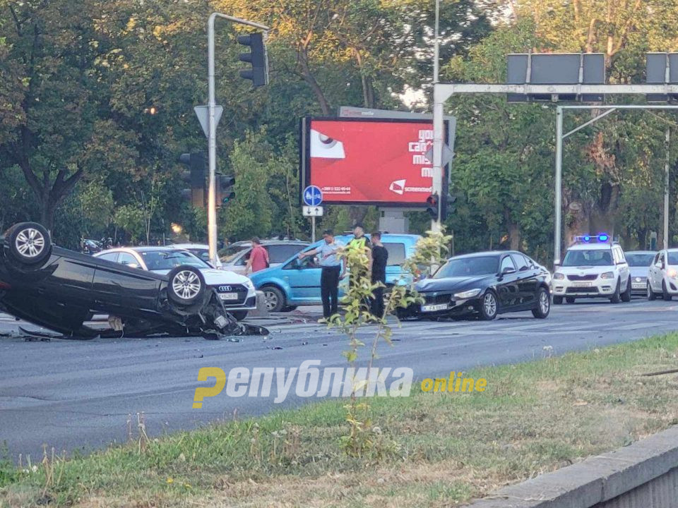 Тројца повредени во тешката сообраќајка во Автокоманда