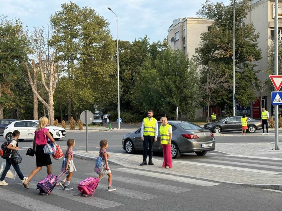 Општина Аеродром бара од Град Скопје итно да постави семафори на крстосницата кај ООУ „Љубен Лапе“