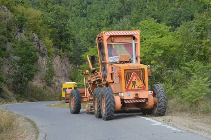 Поради реконструкција ќе има повремена блокада на сообраќајот на патот Бродец – Побожје